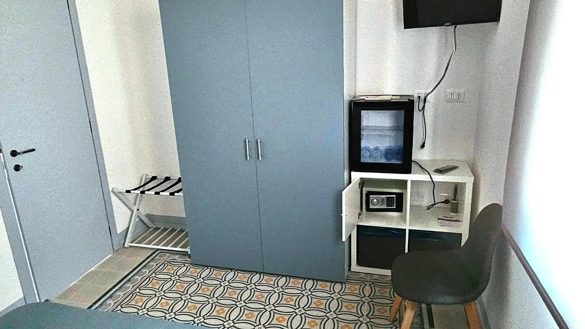 Rosa Dei Venti Guest House Cabras 0*,