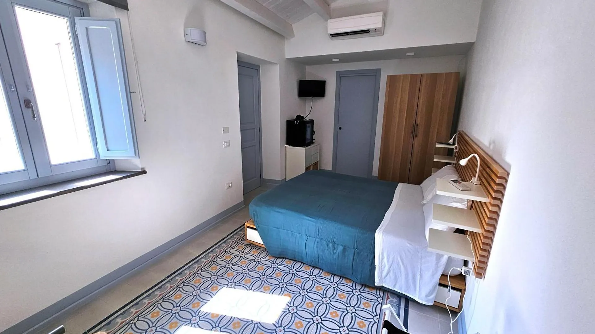Rosa Dei Venti Guest House Cabras Italy